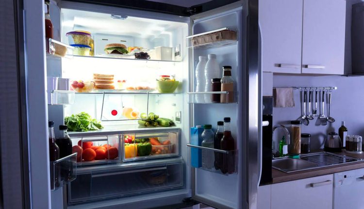 neutralizacji zapachów w lodówce