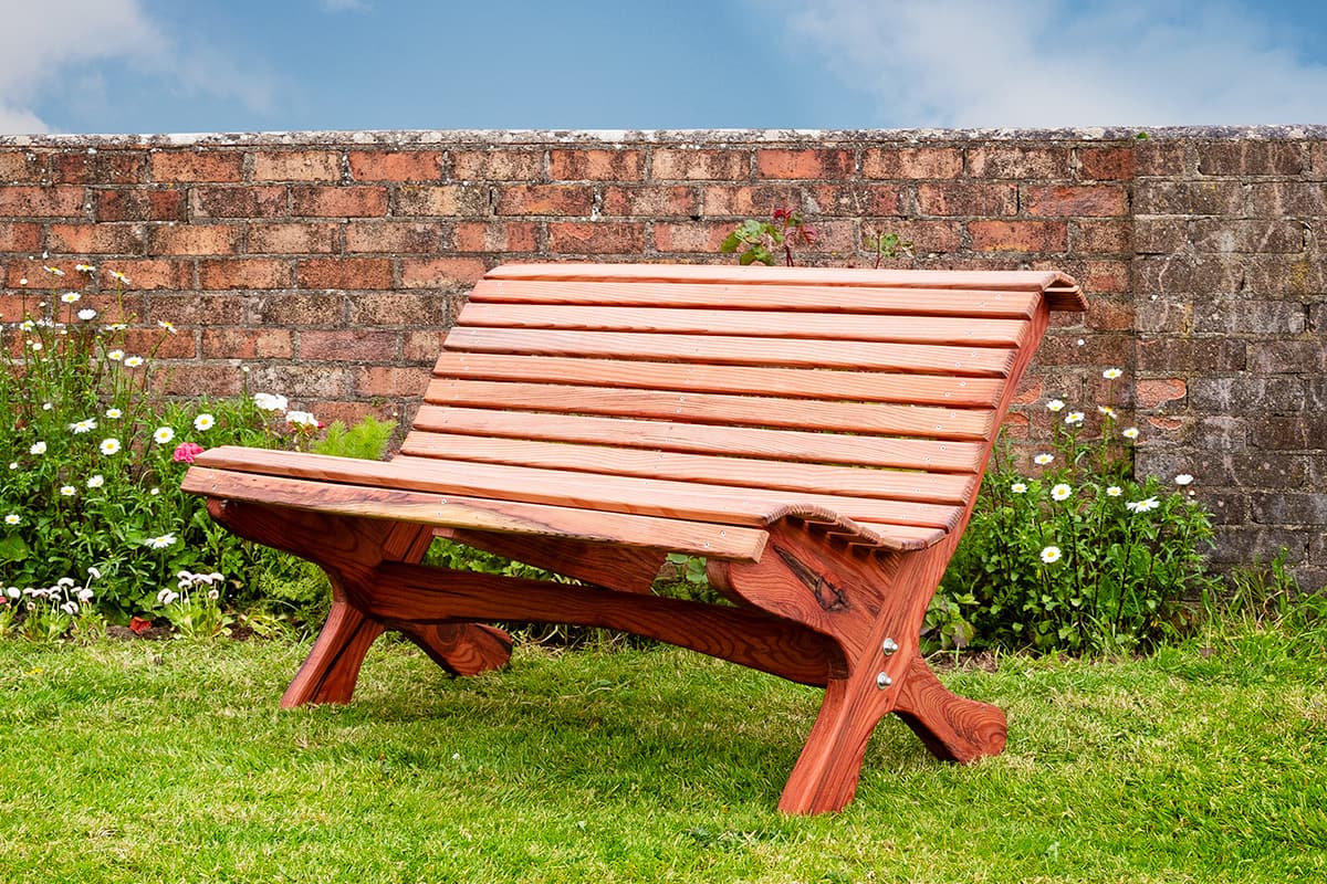 renowacja przywraca blask meblom ogrodowym